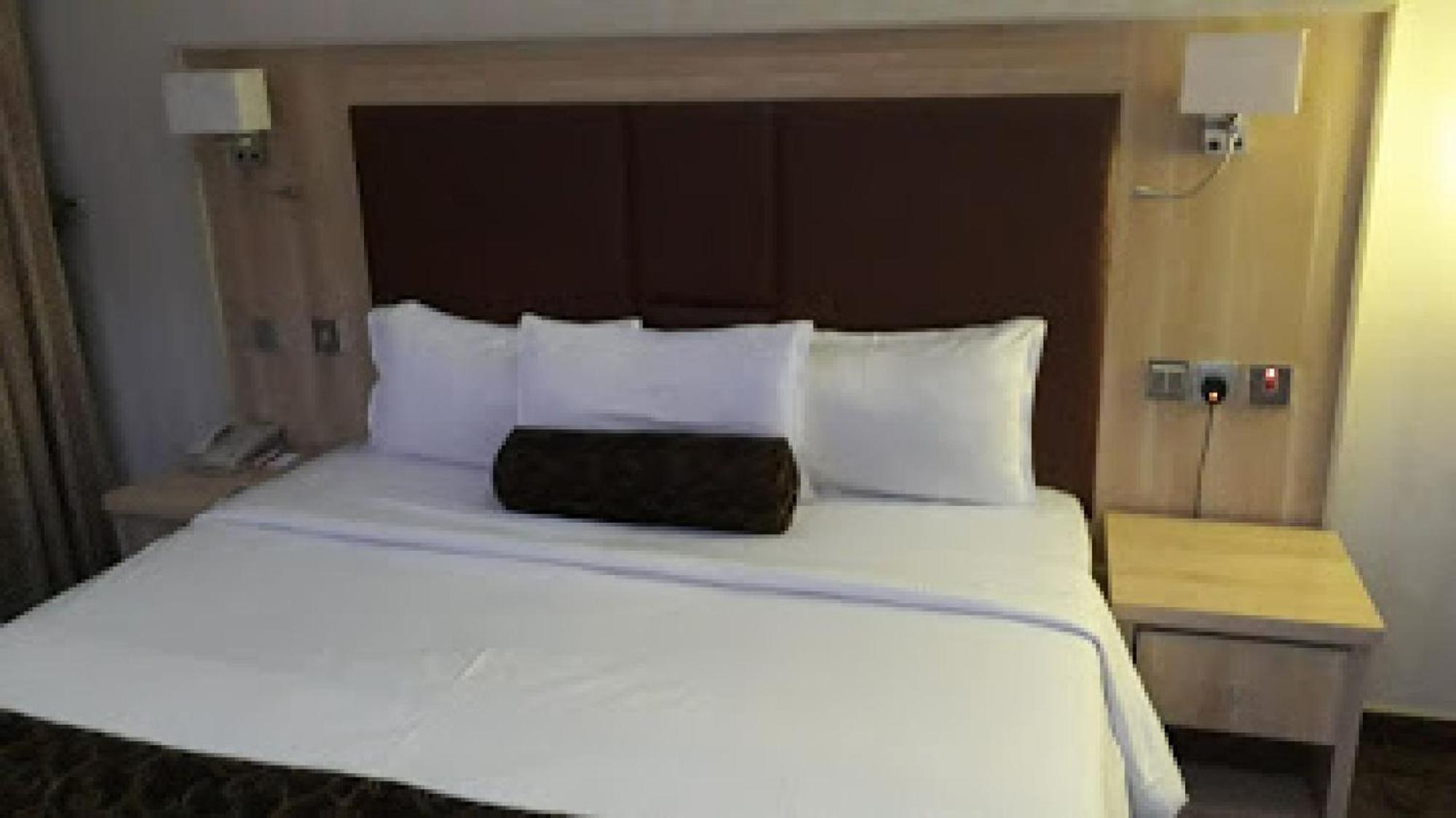 Room In Lodge - Nippon Grand Hotels Jabi 외부 사진