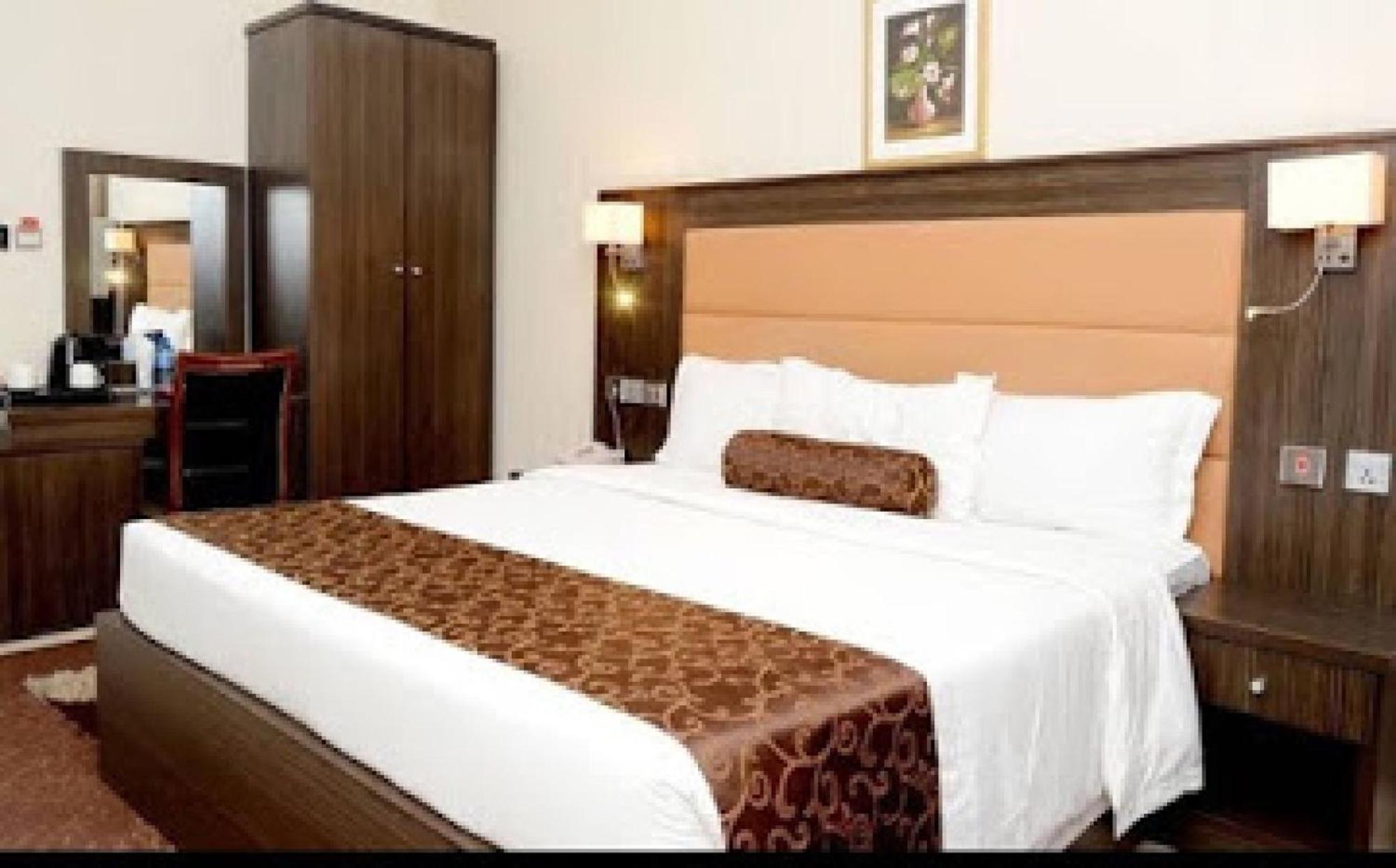 Room In Lodge - Nippon Grand Hotels Jabi 외부 사진